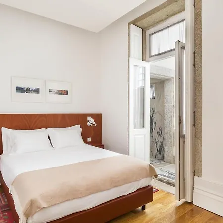 Passeio De Sao Lazaro 5 By Lovelystay Guest house