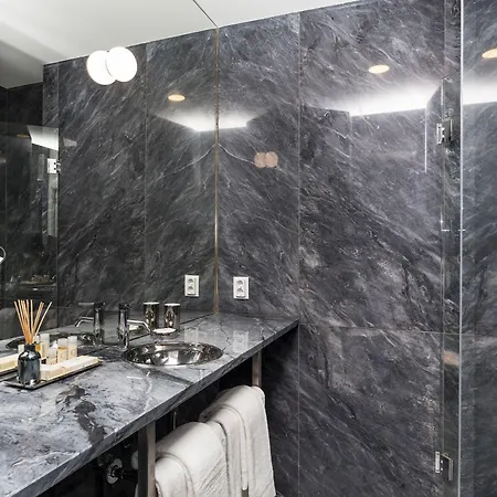 Passeio De Sao Lazaro 5 By Lovelystay ゲストハウス 3*