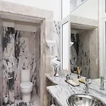 Passeio De Sao Lazaro 5 By Lovelystay 3*