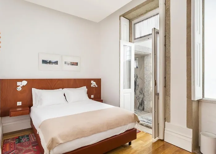 Passeio De Sao Lazaro 5 By Lovelystay Gæstehus