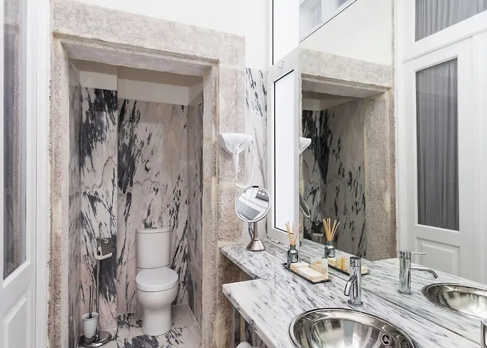 Passeio De Sao Lazaro 5 By Lovelystay 3*