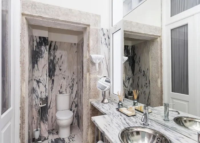 Pensjonat Passeio De Sao Lazaro 5 By Lovelystay